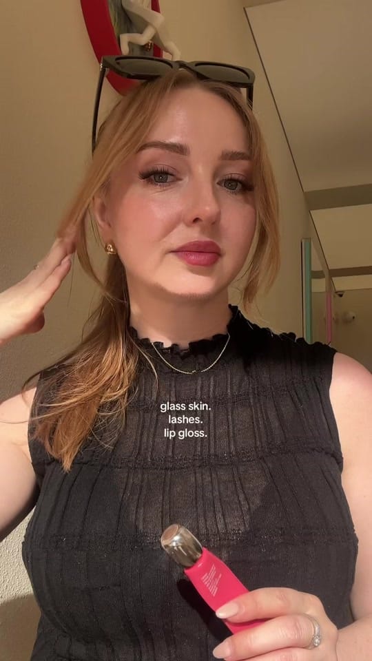 Post 7 by Laura Jung on TikTok (video)
