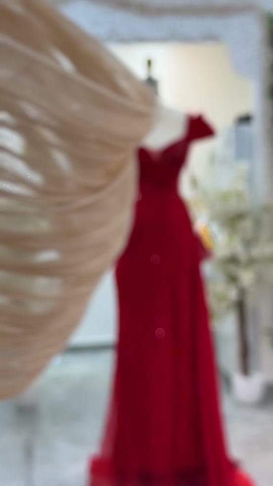 Post 5 by Royal_collection on TikTok (video)