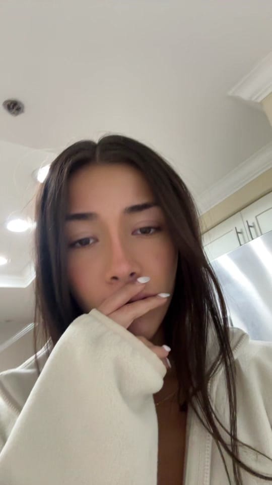 Post 10 by Paopaov on TikTok (video)