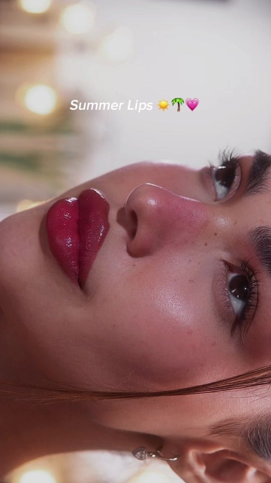 Post 7 by Marina Santoz on TikTok (video)