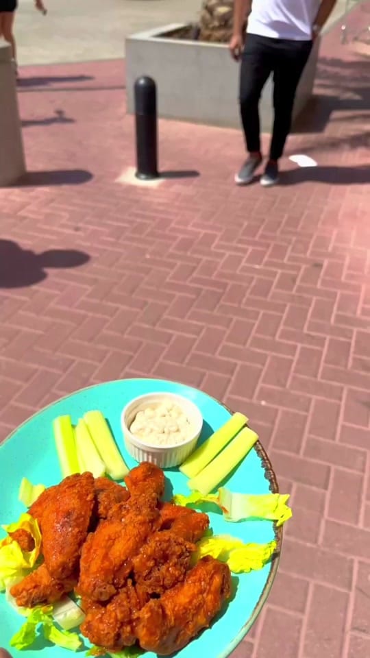 Post 10 by Russos on TikTok (video)
