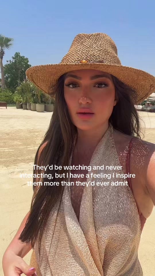 Post 2 by Mary 🩶 ميري on TikTok (video)
