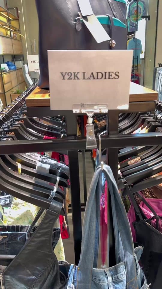 Post 1 by Fashion Rerun Vintage on TikTok (video)