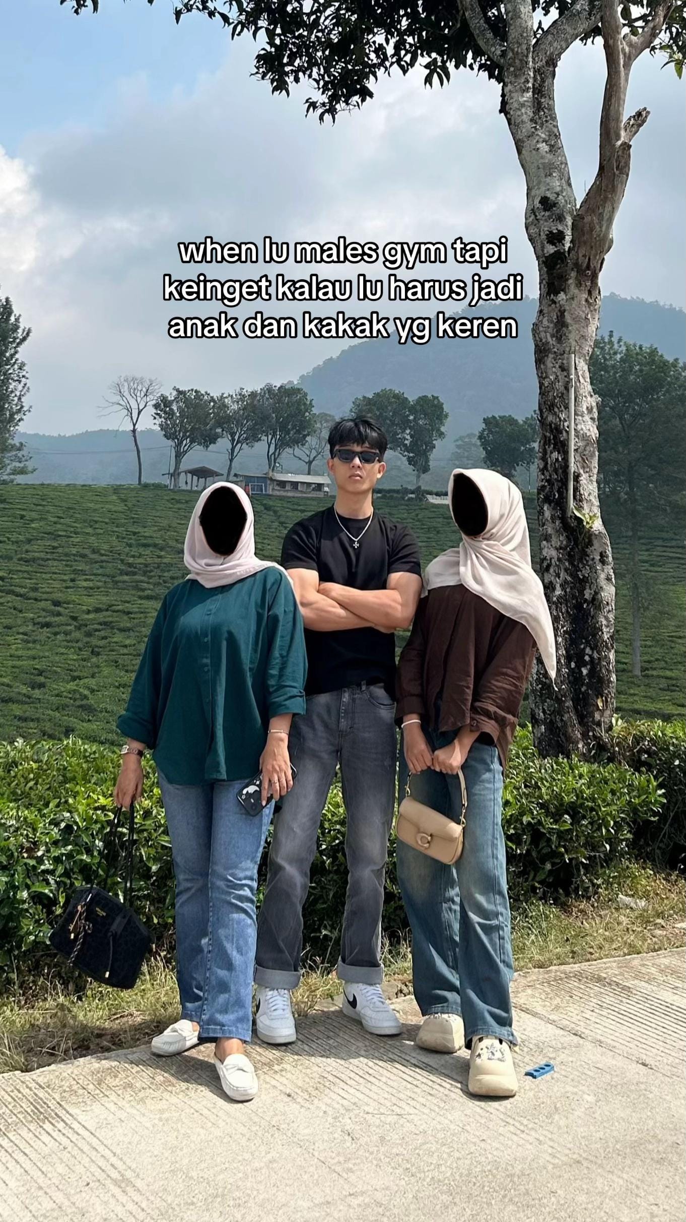 Post 3 by sundazet on TikTok (video)