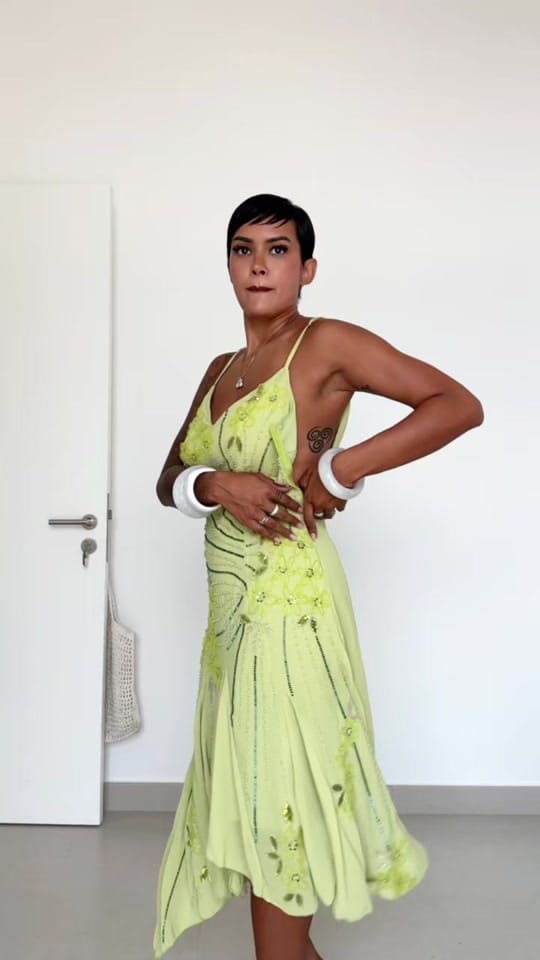 Post 2 by ALICIA BONORA on TikTok (video)