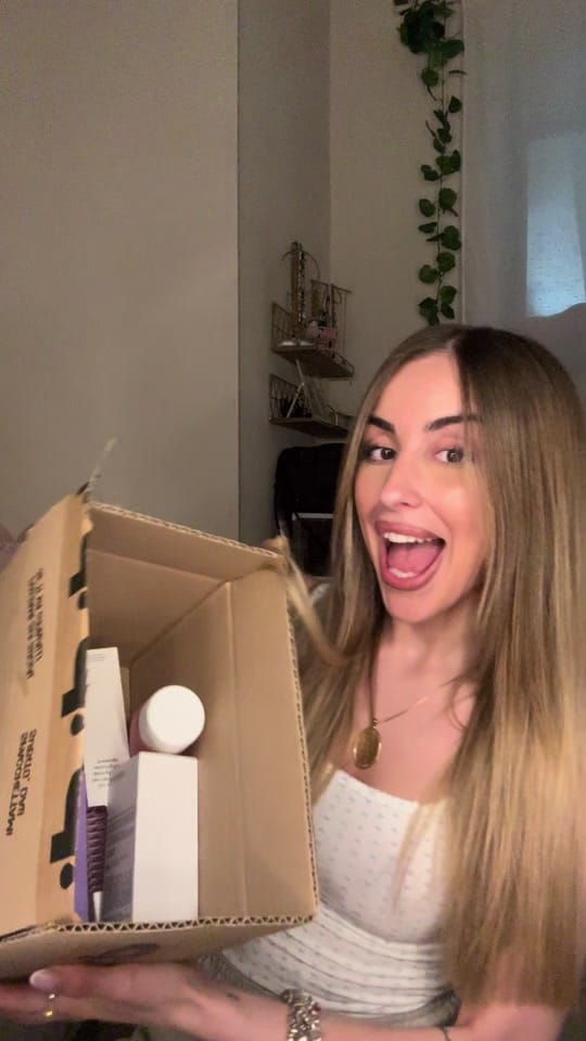 Post 2 by UGC Creator | Pia 🎀✨ on TikTok (video)