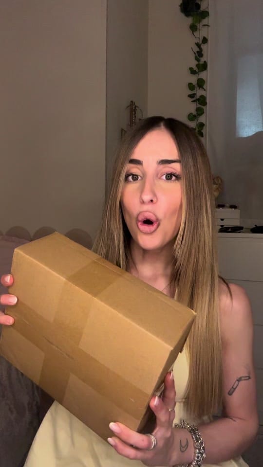 Post 1 by UGC Creator | Pia 🎀✨ on TikTok (video)