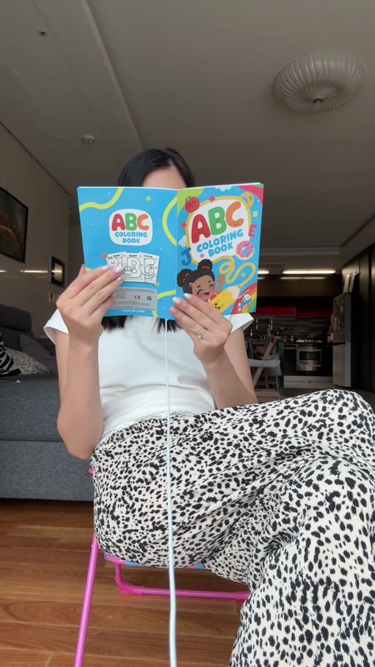 Post 1 by hereisjess on TikTok (video)