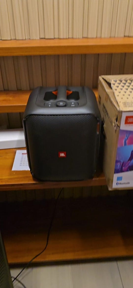 Post 6 by Zuricart on TikTok (video)