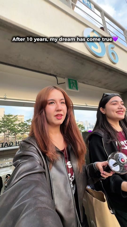 Post 7 by 디나 💕 on TikTok (video)