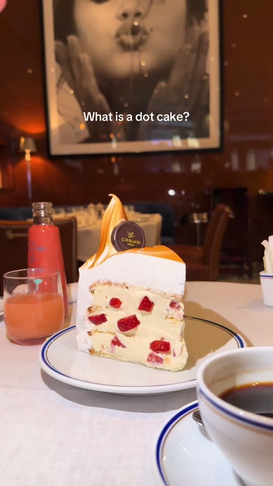 Post 7 by iva on TikTok (video)