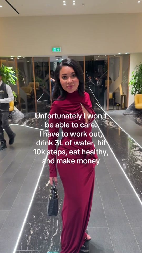 Post 4 by Aishah on TikTok (video)