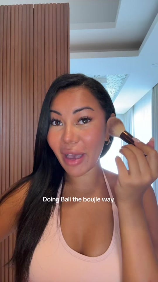 Post 7 by Aishah on TikTok (video)