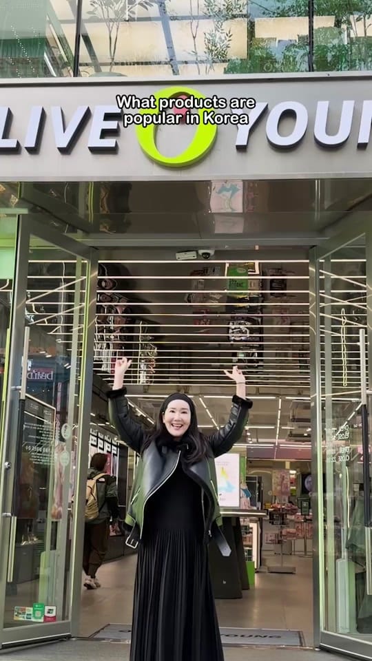 Post 8 by euniunni on TikTok (video)