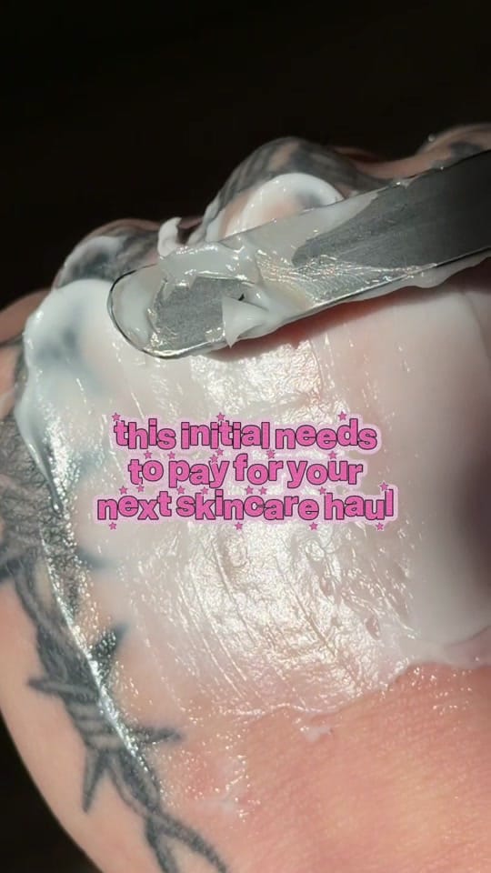 Post 3 by JiYu Skin on TikTok (video)