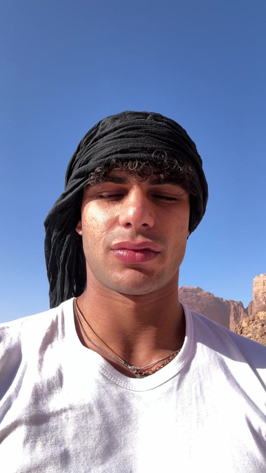 Post 5 by Mohamed Ebrahim on TikTok (video)