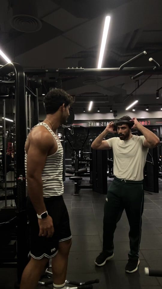 Post 8 by Mohamed Ebrahim on TikTok (video)