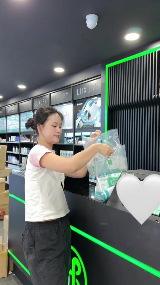 Post 2 by rinabeauty💄 on TikTok (video)