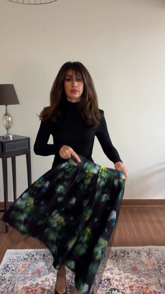Post 5 by azitak.style on TikTok (video)