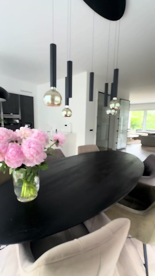Post 3 by Birgul Kurt on TikTok (video)