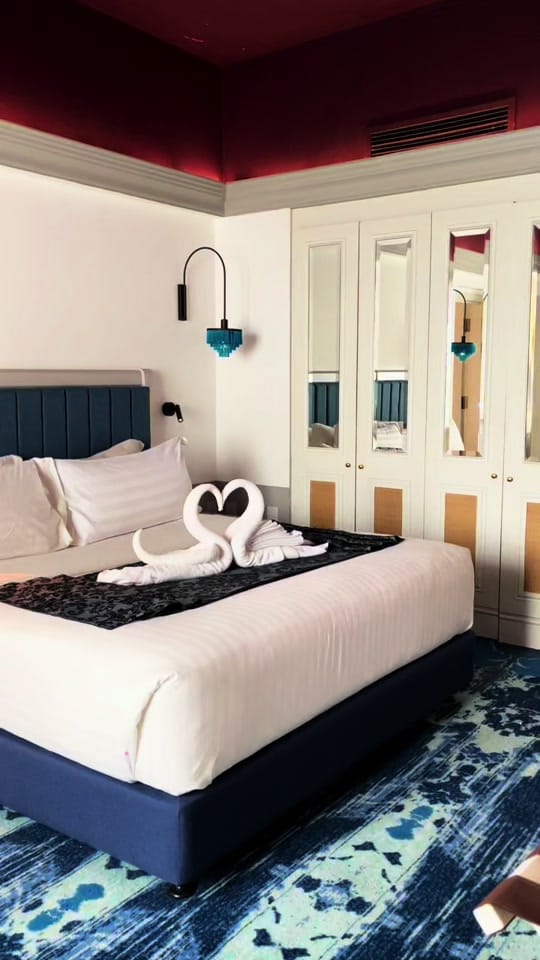 Post 3 by Eat Travel Explore on TikTok (video)