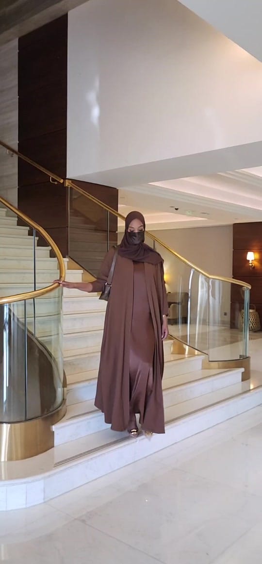 Post 10 by Mayran Modest on TikTok (video)