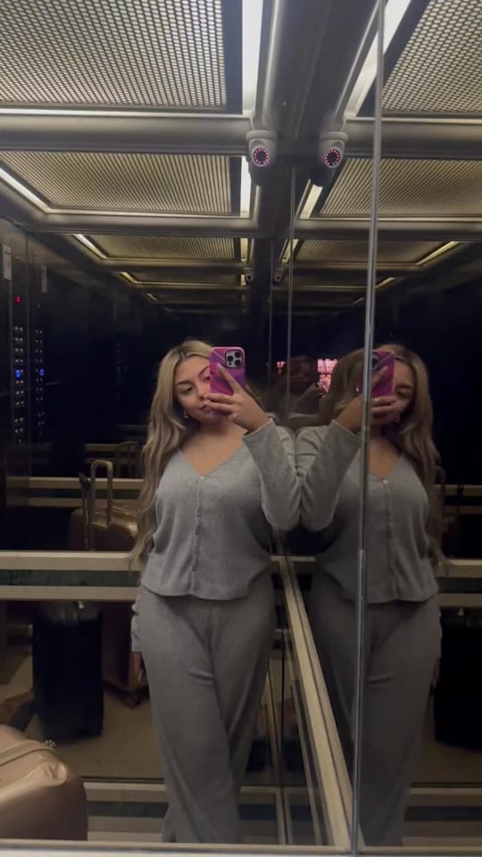 Post 10 by Kata ✨ on TikTok (video)