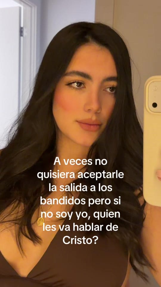 Post 10 by Ana Valentina Sandoval on TikTok (video)