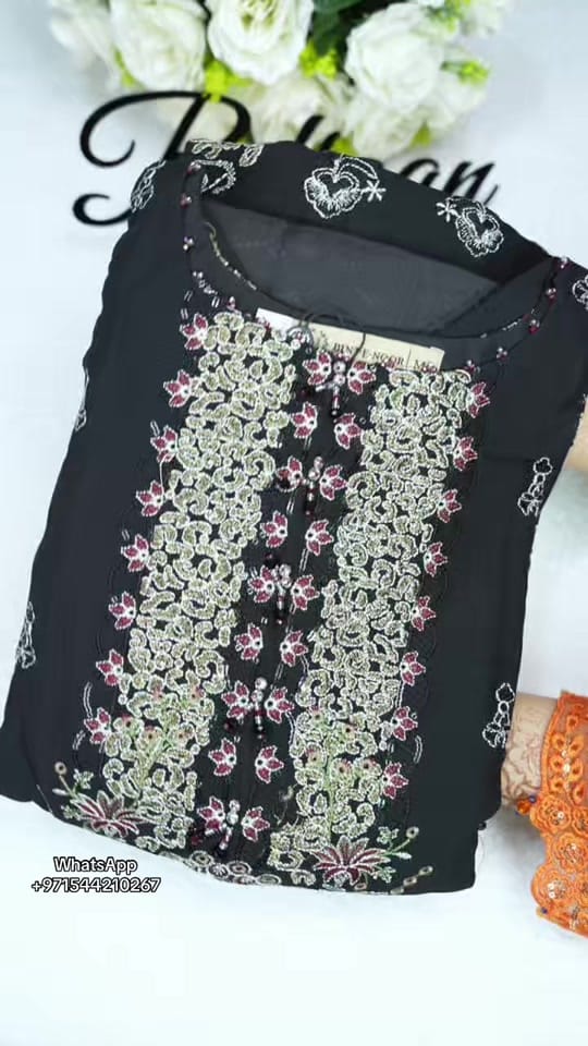 Post 2 by Riftaan Fashion Store on TikTok (video)