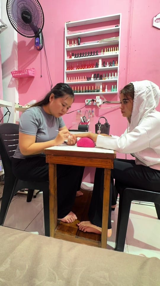 Post 2 by Karlin Zebua on TikTok (video)