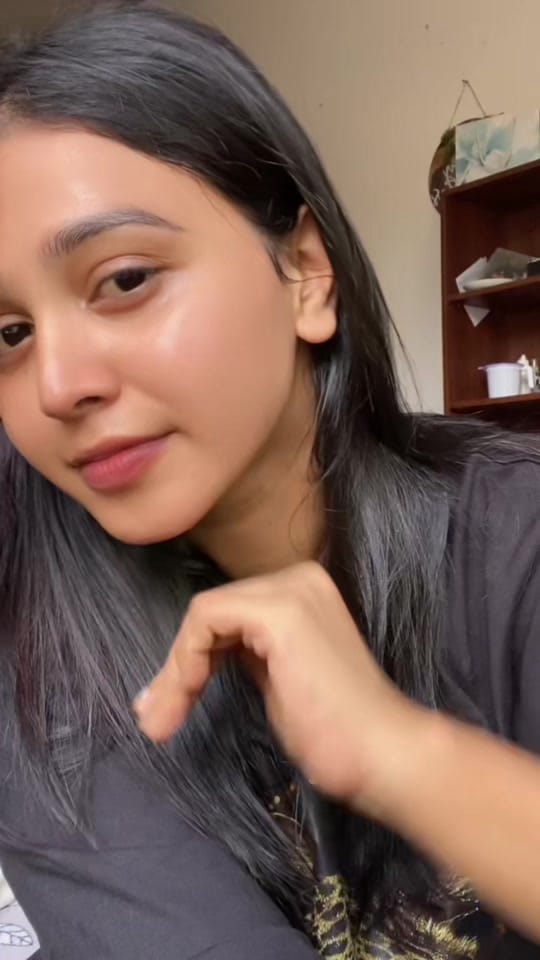 Post 6 by Korean cosmetics Lanka on TikTok (video)