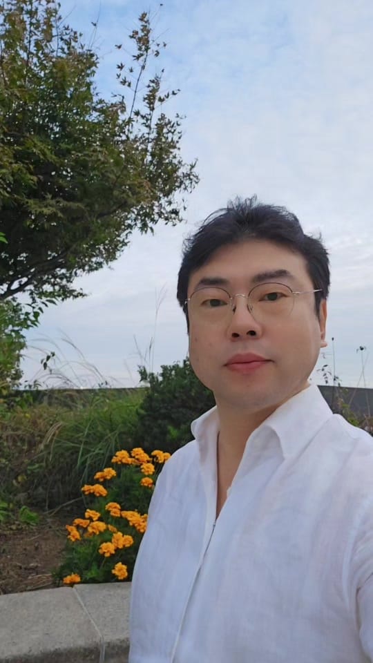 Post 2 by 이철 on TikTok (video)