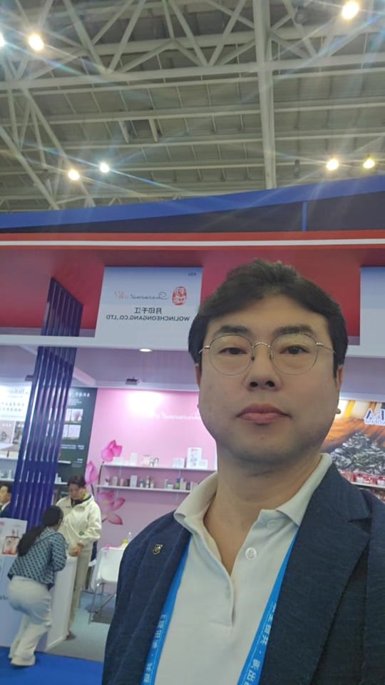 Post 10 by 이철 on TikTok (video)