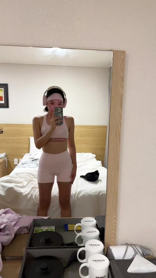 Post 6 by 하쿠 👑 on TikTok (video)