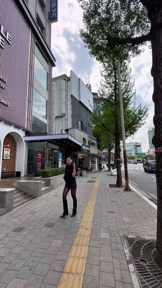 Post 10 by 하쿠 👑 on TikTok (video)