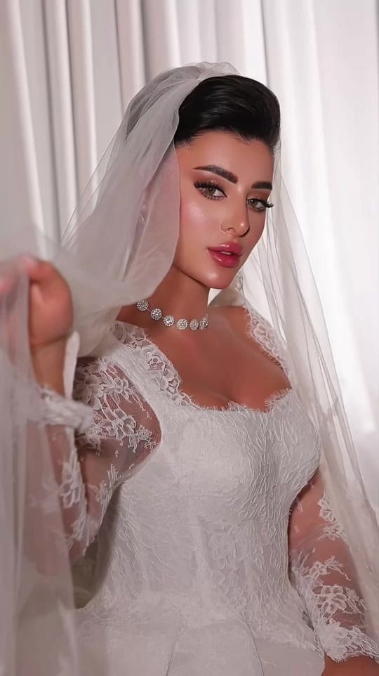 Post 5 by Al zafaf fashion on TikTok (video)