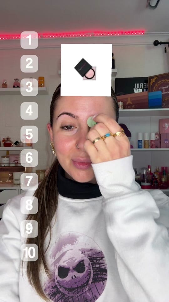 Post 10 by Isa Sanchez✨ makeup on TikTok (video)