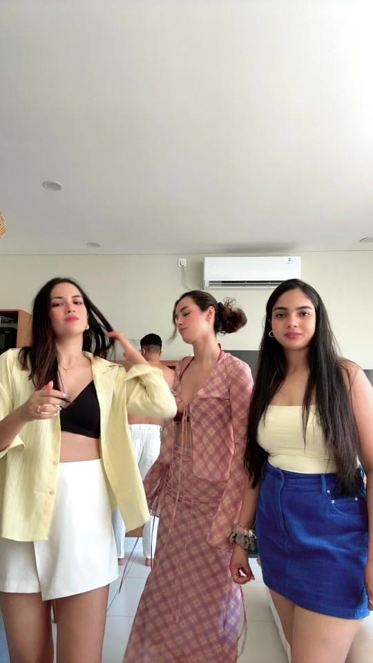 Post 1 by 👑hey sara!👑 on TikTok (video)