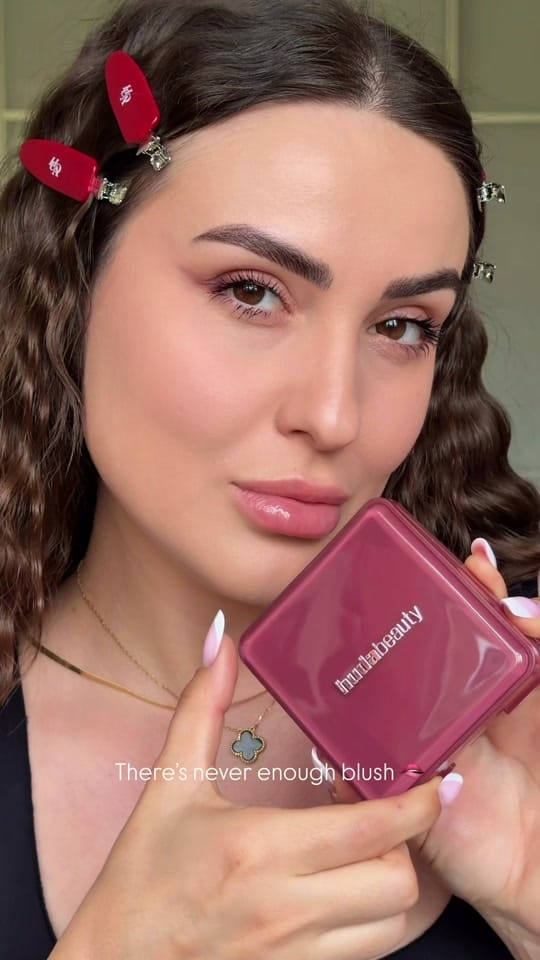 Post 8 by Anny Islamov on TikTok (video)