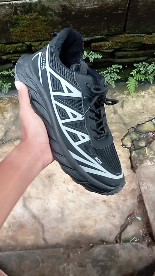 Post 2 by kev.co🛒 on TikTok (video)
