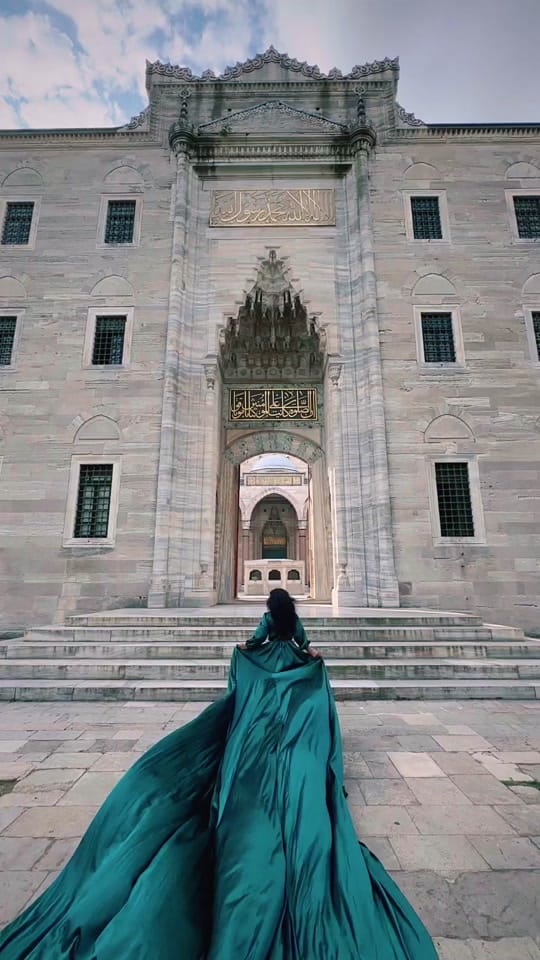 Post 10 by Photographer in Istanbul Tayli on TikTok (video)