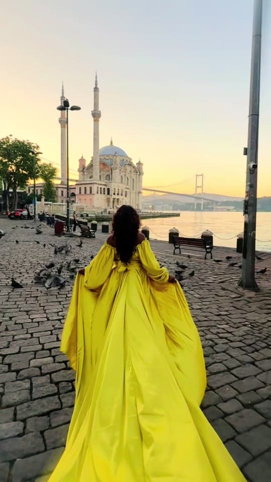 Post 4 by Photographer in Istanbul Tayli on TikTok (video)