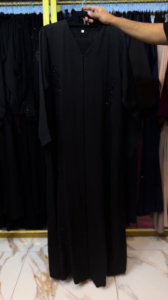 Post 7 by Dubai Fashion Perfumes on TikTok (video)