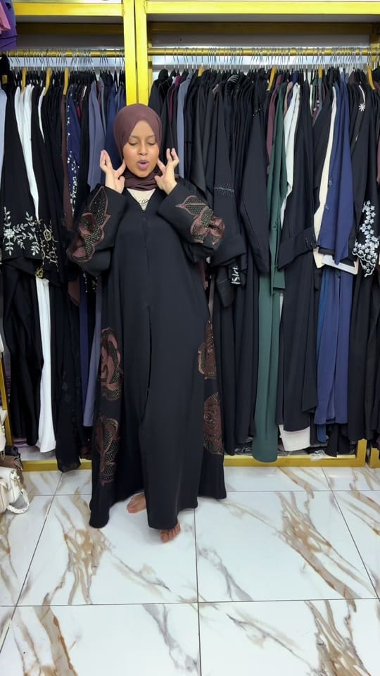 Post 9 by Dubai Fashion Perfumes on TikTok (video)