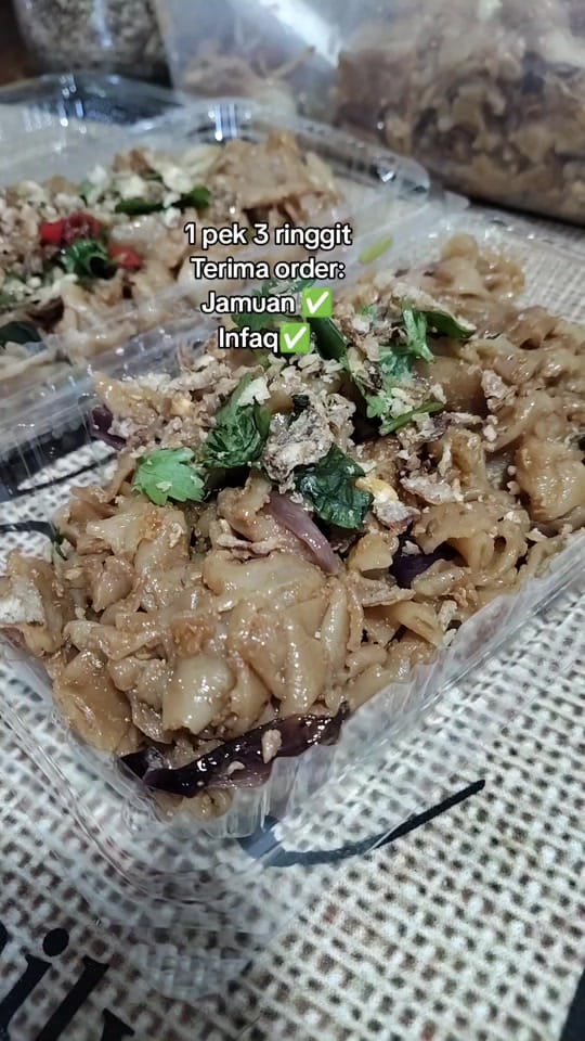 Post 4 by Live Host l Umisitie on TikTok (video)