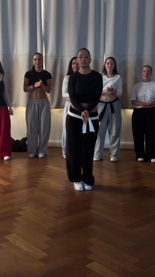 Post 10 by vanessakartal on TikTok (video)