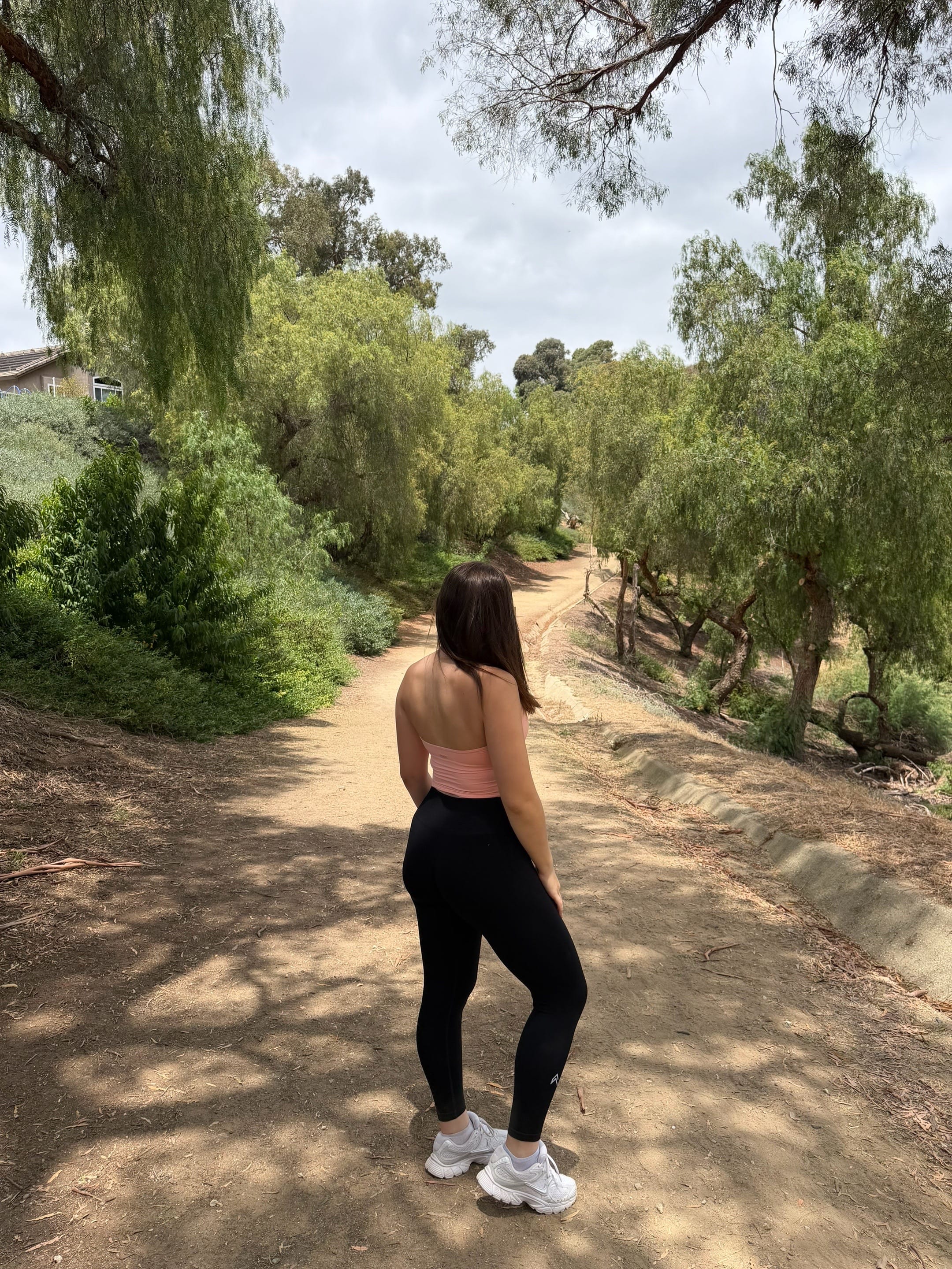 Post 1 by mirn on TikTok (video)