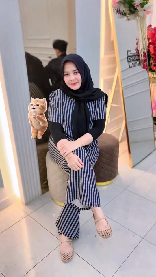 Post 6 by Amynur on TikTok (video)