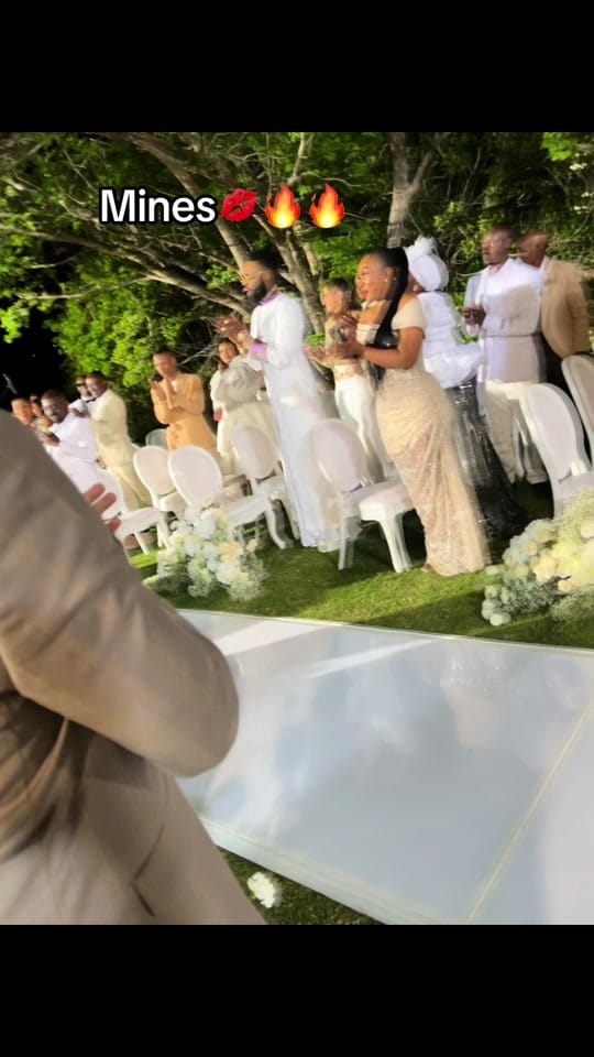 Post 8 by @hot l-s on TikTok (video)