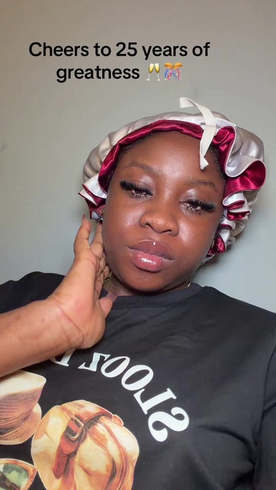 Post 2 by Dubai makeup artist🇦🇪 on TikTok (video)